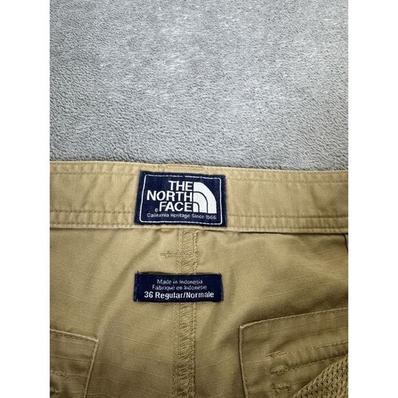 The North Face Cargo Shorts Men's Size 36 Beige Outdoor - Picture 5 of 11